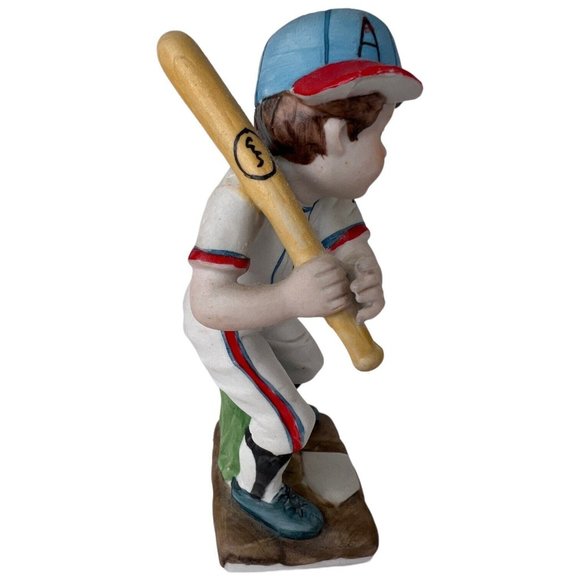 Vintage Ceramic Boy Baseball Player Figurine Batter Brown Hair Uniform 6.25” - Picture 3 of 8